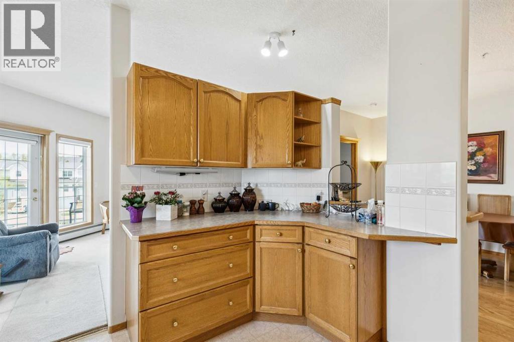 224, 223 Tuscany Springs Boulevard Nw, Calgary, Alberta  T3L 2M2 - Photo 6 - A2314388
