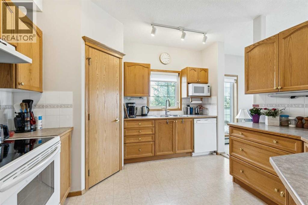 224, 223 Tuscany Springs Boulevard Nw, Calgary, Alberta  T3L 2M2 - Photo 5 - A2314388