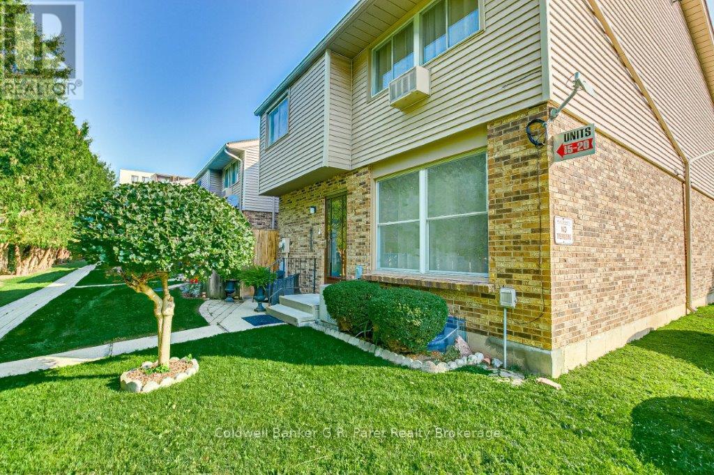 15 - 1 LAMER'S COURT, Tillsonburg, Ontario