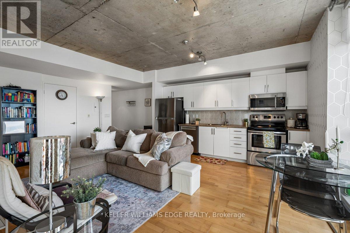 612 - 1375 Dupont Street, Toronto, Ontario  M6H 4J8 - Photo 8 - W13173512