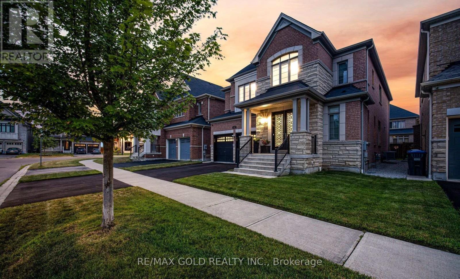 106 Rising Hill Ridge, Brampton, Ontario  L6Y 6B2 - Photo 4 - W13173542