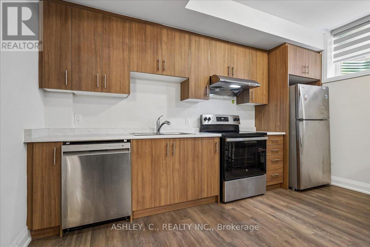 14 Trellanock Road, Brampton, Ontario  L6Y 6K8 - Photo 31 - W13173606