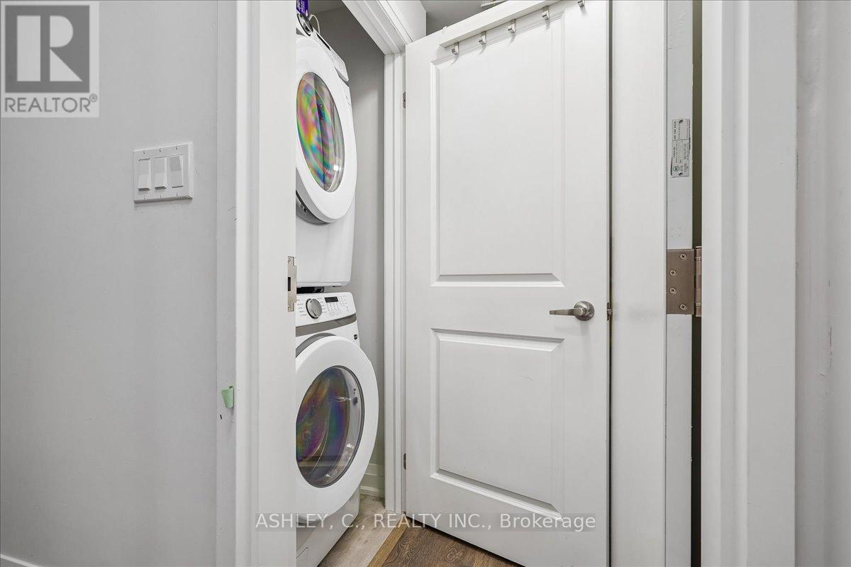 14 Trellanock Road, Brampton, Ontario  L6Y 6K8 - Photo 35 - W13173606