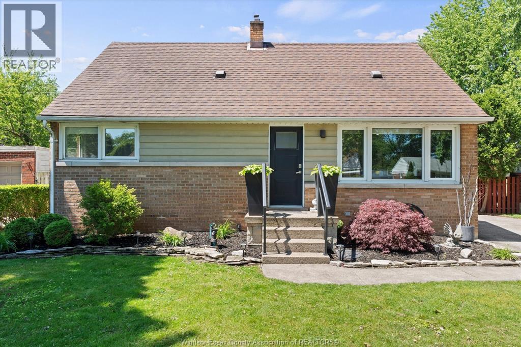 3233 DANDURAND, Windsor, Ontario