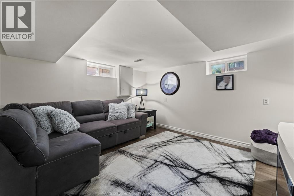 3233 Dandurand, Windsor, Ontario N9E 2E9 - Photo 24 - 26012146