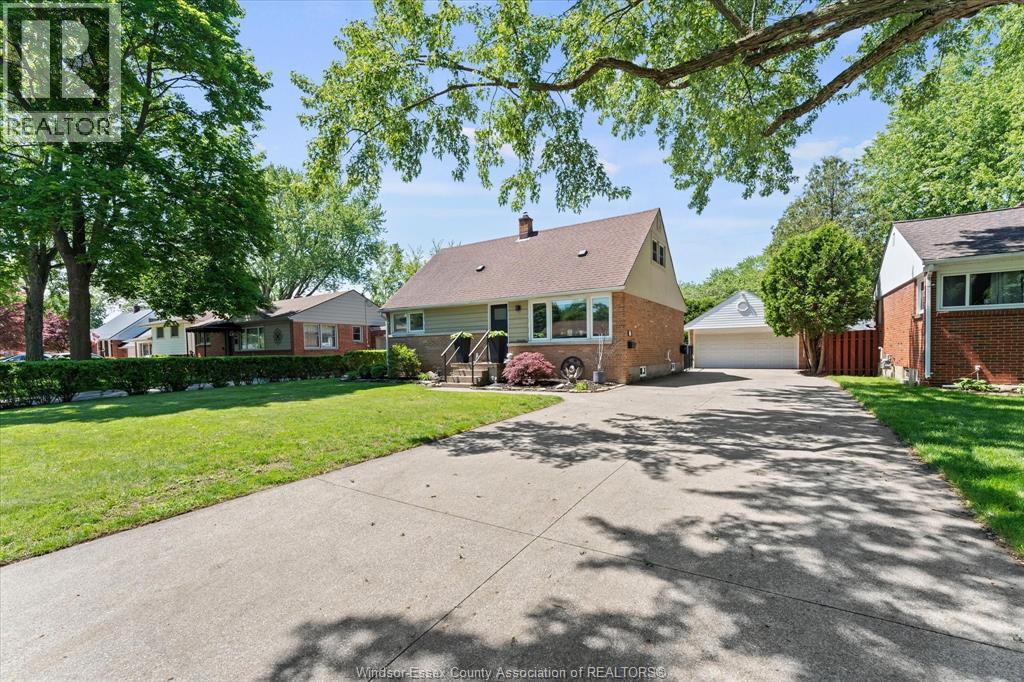3233 Dandurand, Windsor, Ontario N9E 2E9 - Photo 3 - 26012146