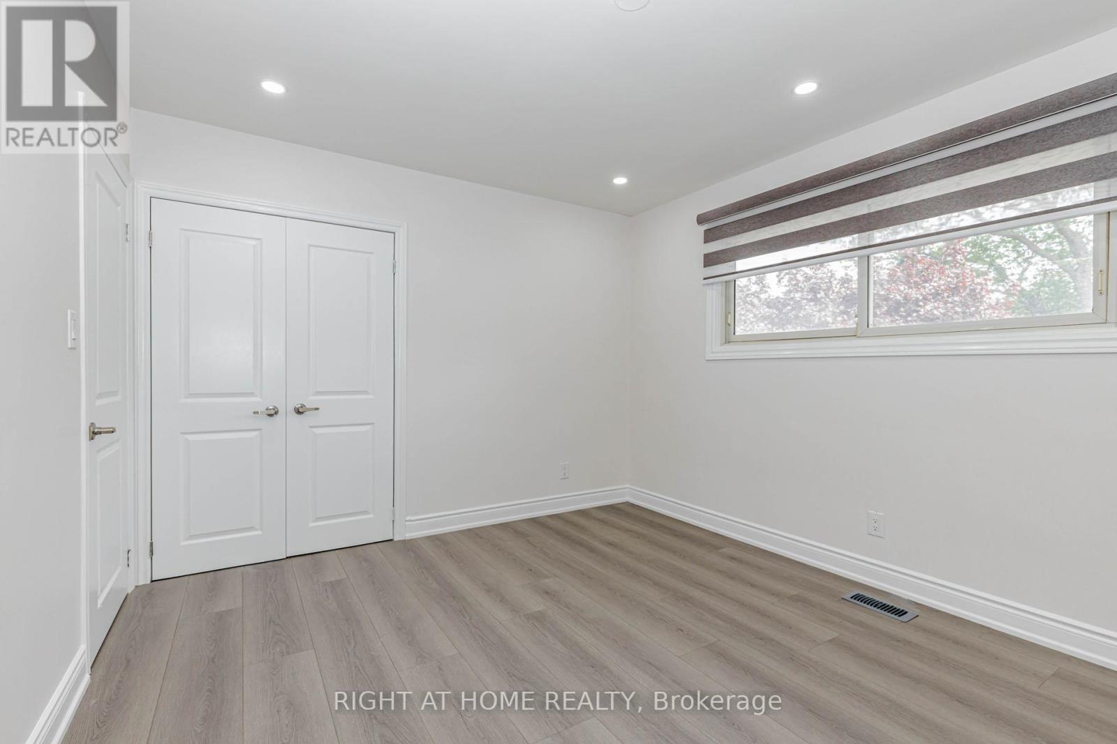 5154 New Street, Burlington, Ontario  L7L 1V4 - Photo 23 - W13152330