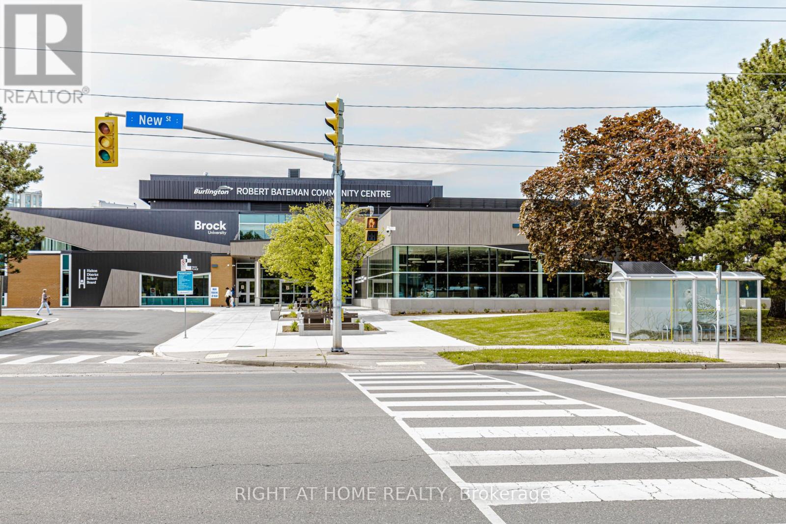 5154 New Street, Burlington, Ontario  L7L 1V4 - Photo 30 - W13152330