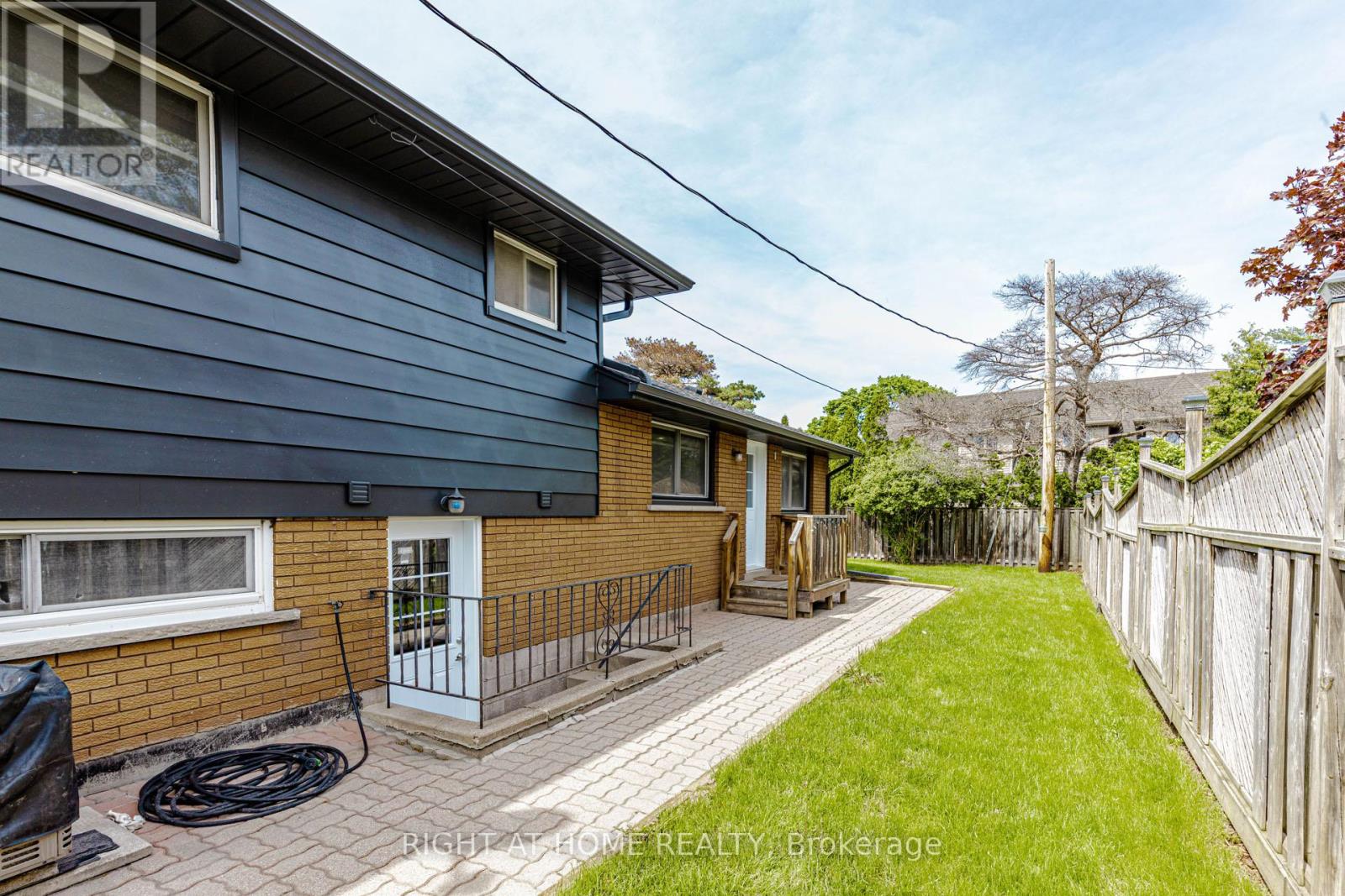 5154 New Street, Burlington, Ontario  L7L 1V4 - Photo 24 - W13152330