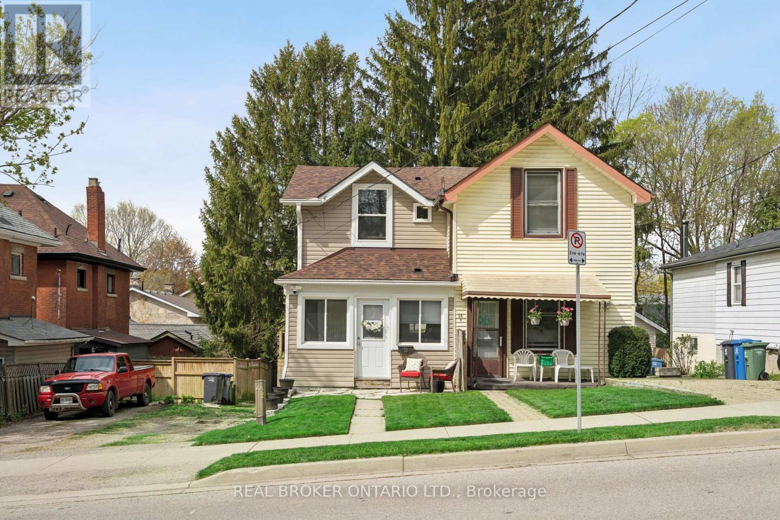 26 Dublin Street N, Guelph, Ontario  N1H 4M8 - Photo 3 - X13173552