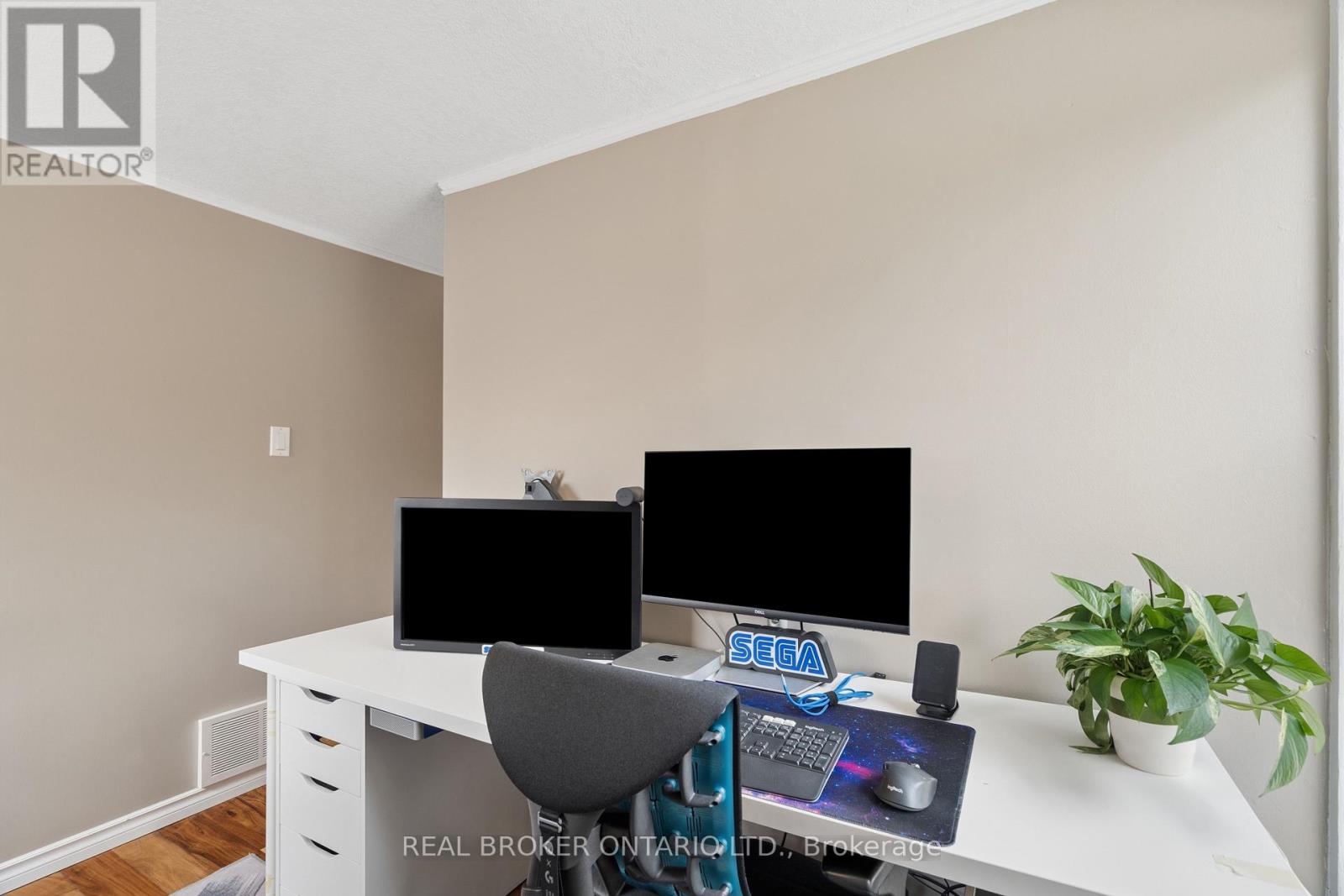 26 Dublin Street N, Guelph, Ontario  N1H 4M8 - Photo 33 - X13173552