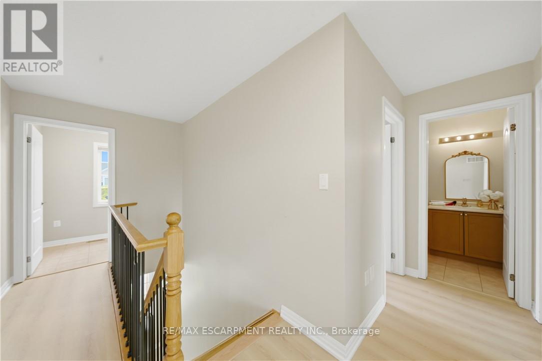 148 Montreal Circle, Hamilton, Ontario  L8E 0C8 - Photo 21 - X13173558