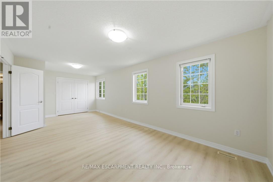 148 Montreal Circle, Hamilton, Ontario  L8E 0C8 - Photo 27 - X13173558