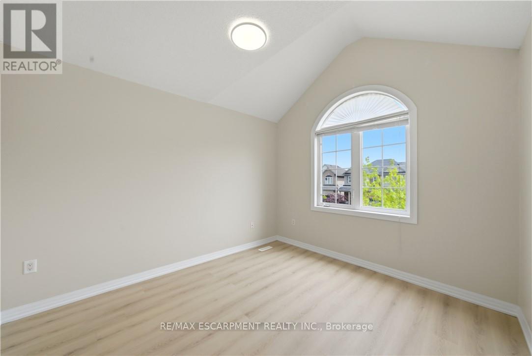 148 Montreal Circle, Hamilton, Ontario  L8E 0C8 - Photo 36 - X13173558
