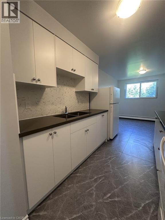 15 Mowat Boulevard Unit# 13, Kitchener, Ontario  N2E 1J1 - Photo 3 - 40833115
