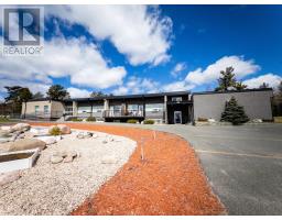 201 100 First Avenue West, Kenora, Ontario