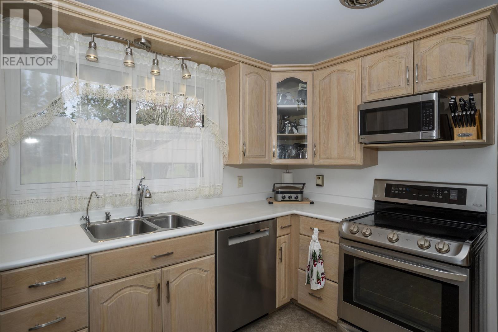250 Masters St, Thunder Bay, Ontario  P7B 6L5 - Photo 7 - TB2601085