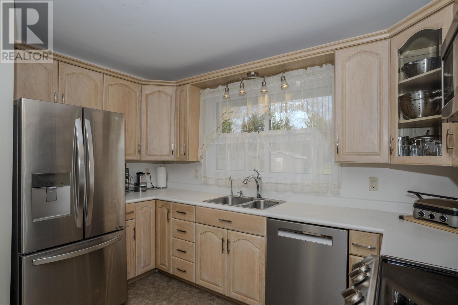250 Masters St, Thunder Bay, Ontario  P7B 6L5 - Photo 6 - TB2601085