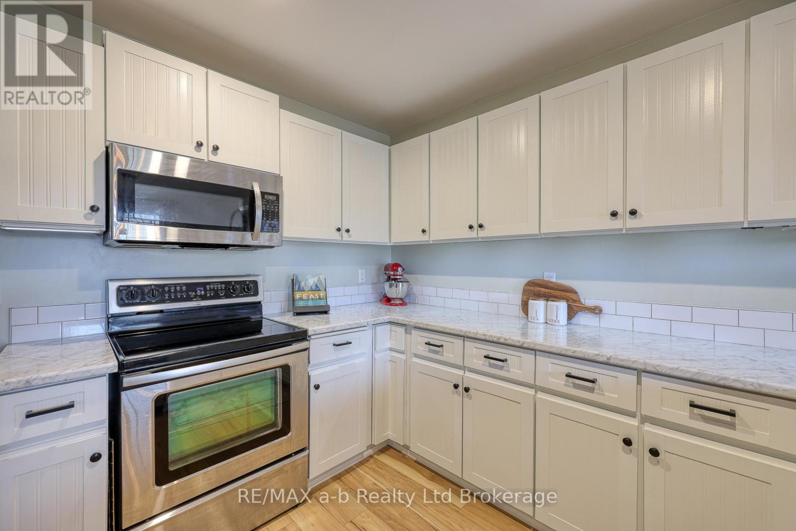 249 Arris Crescent, West Perth, Ontario  N0K 1N0 - Photo 12 - X13173976