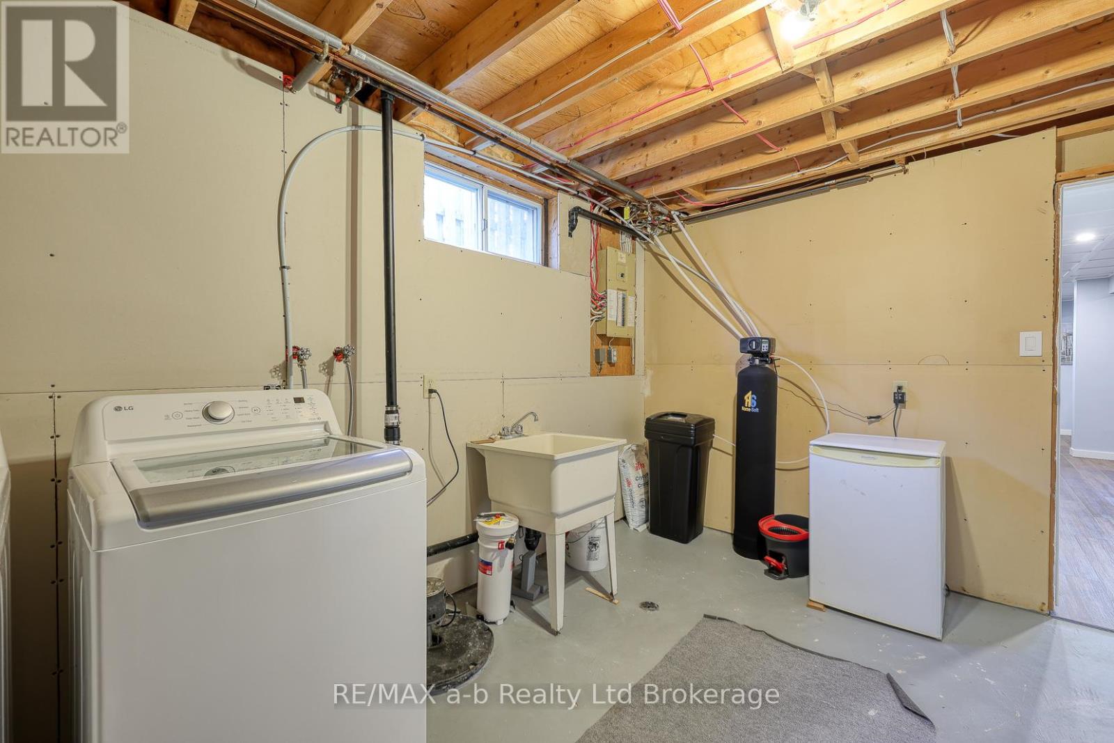 249 Arris Crescent, West Perth, Ontario  N0K 1N0 - Photo 36 - X13173976