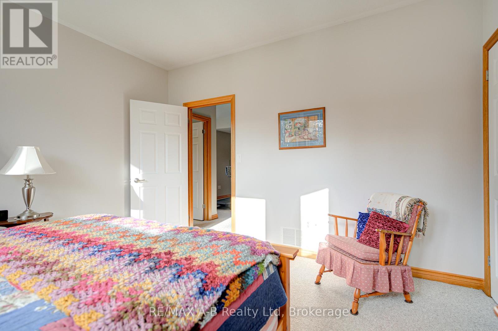194 Station Road, Perth South, Ontario  N0K 1X0 - Photo 35 - X12913164