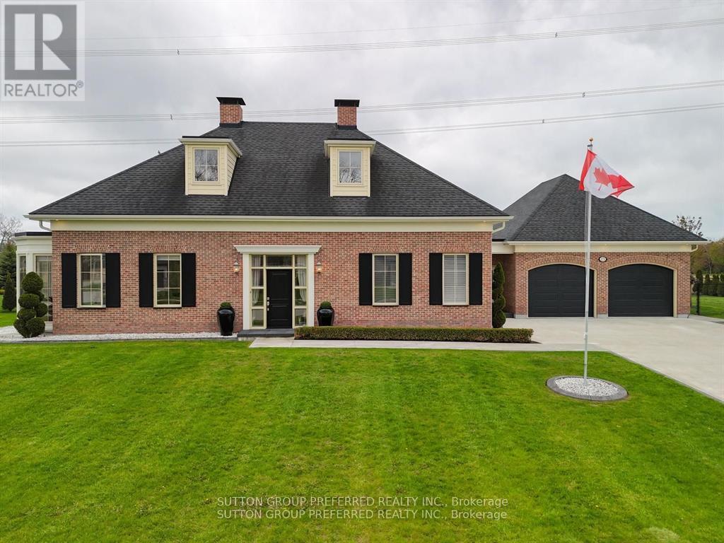 13 RIVER OAKS DRIVE, Norwich, Ontario