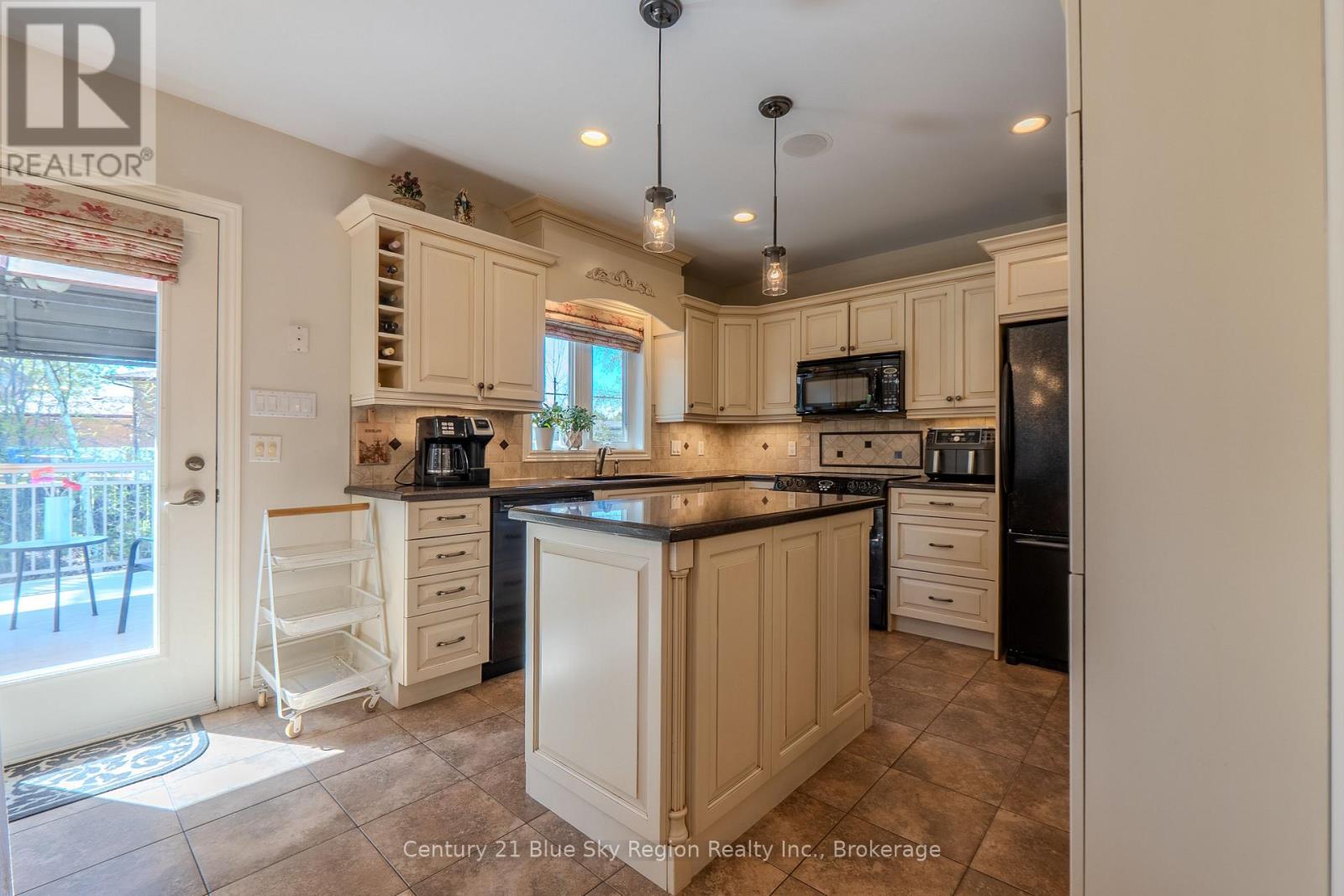 10 Linden Lane, North Bay, Ontario  P1B 0A1 - Photo 10 - X13173762