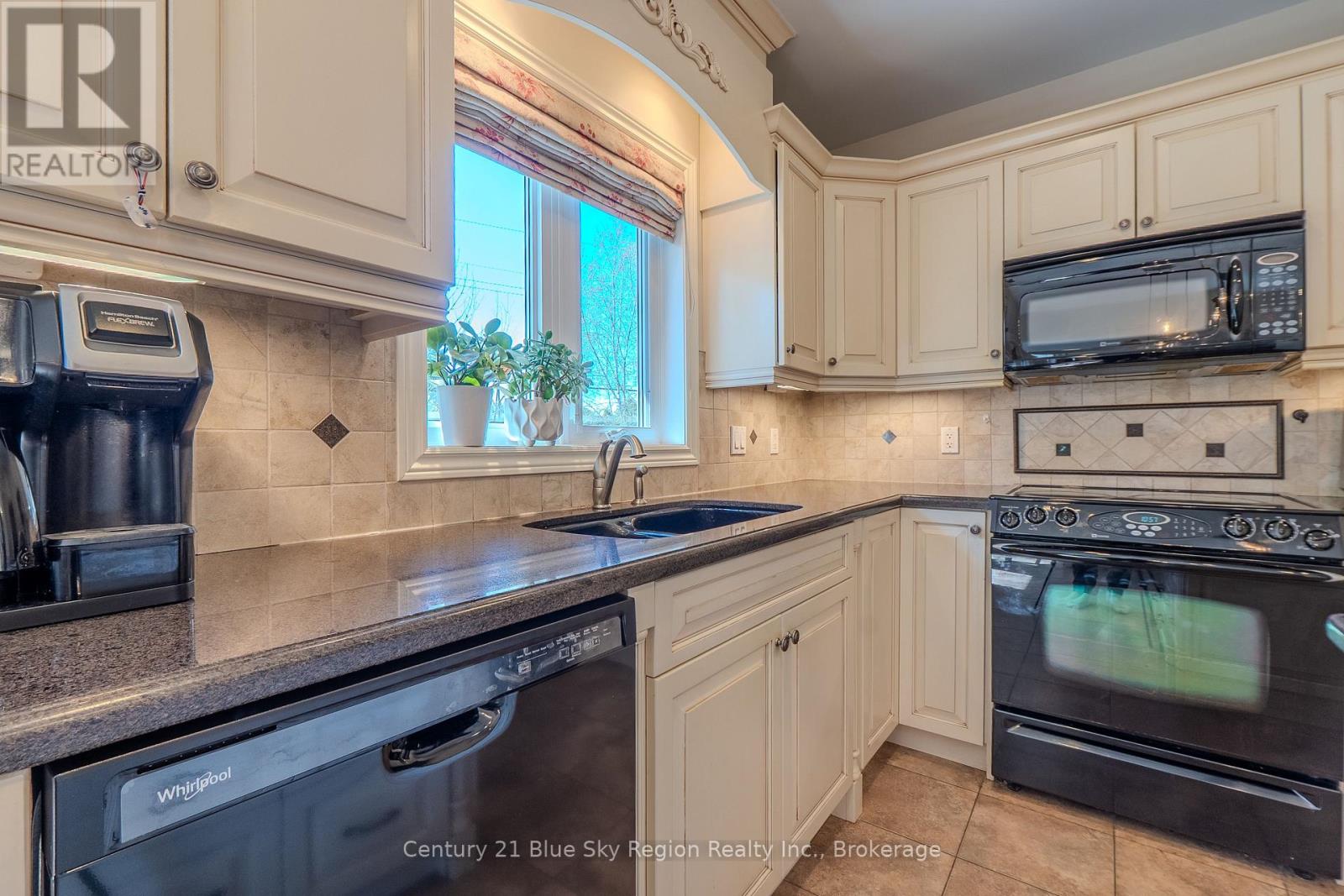 10 Linden Lane, North Bay, Ontario  P1B 0A1 - Photo 12 - X13173762