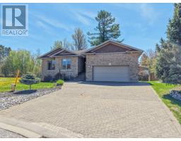10 LINDEN LANE, North Bay, Ontario