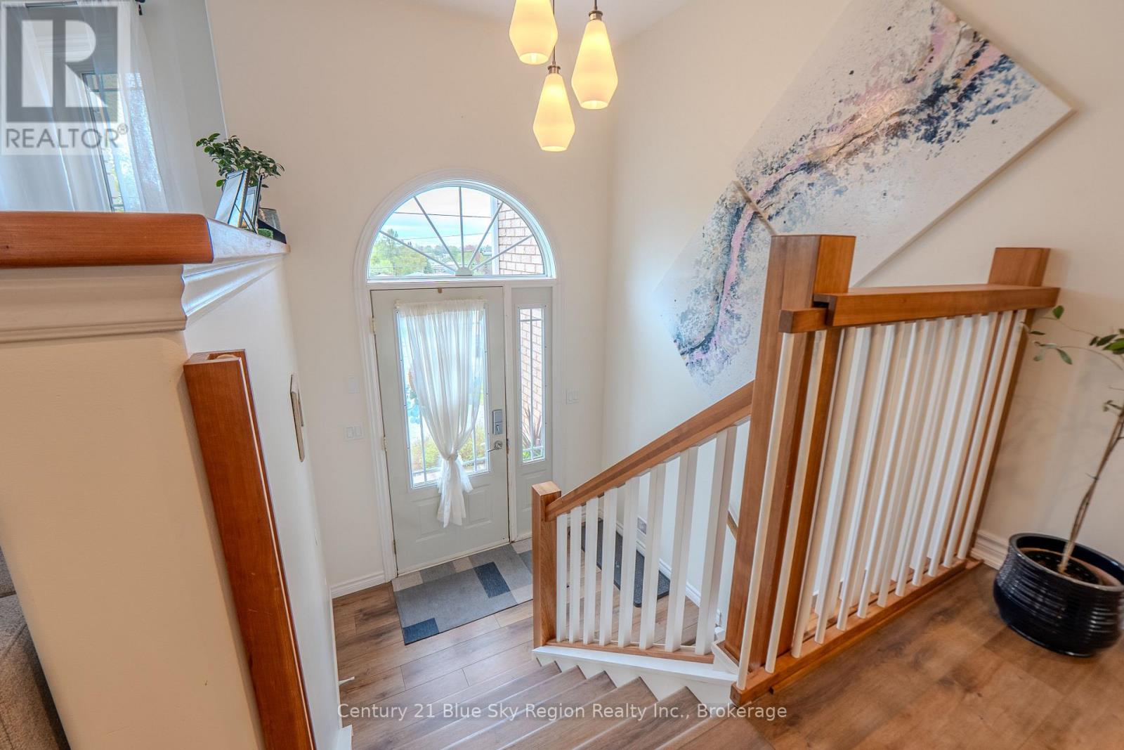 65 Belleview Crescent, North Bay, Ontario  P1B 8V2 - Photo 3 - X13173878