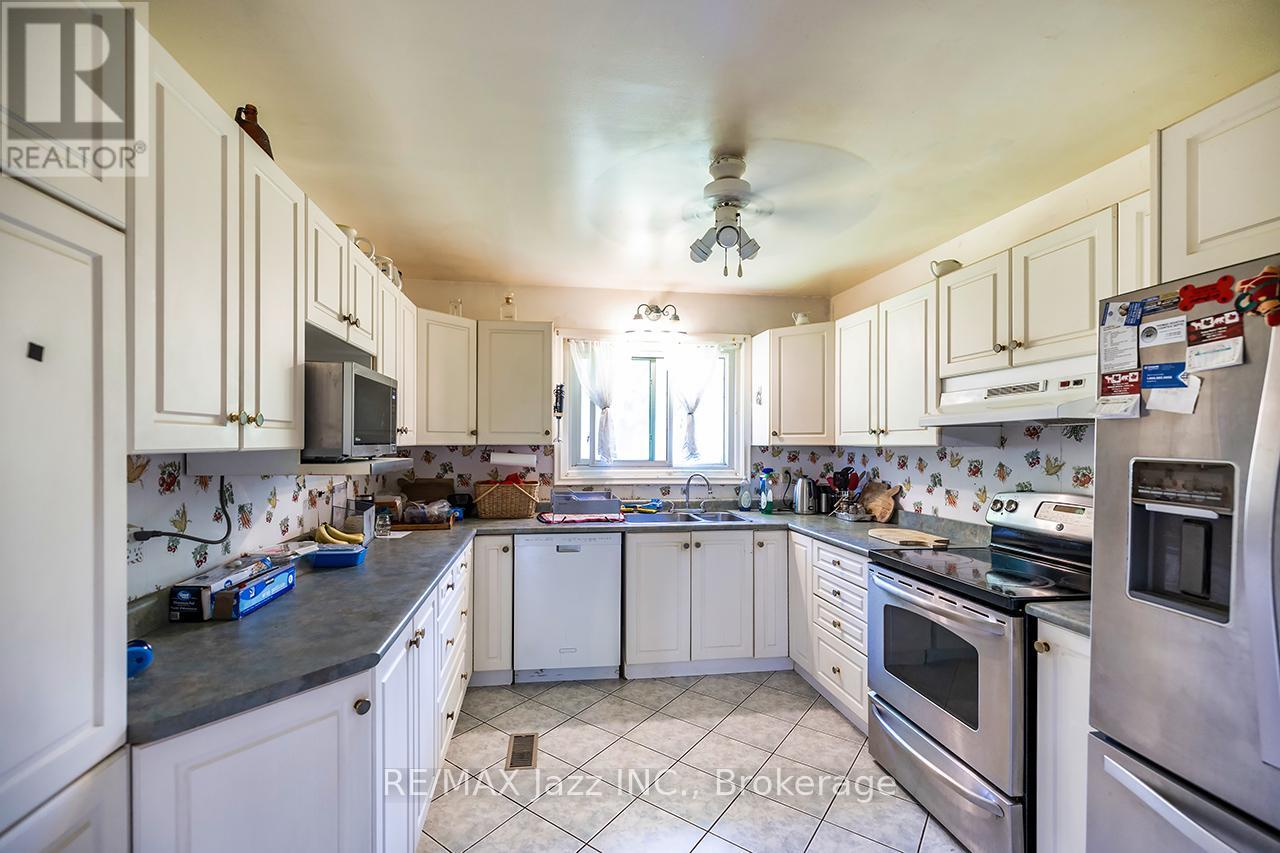 733 Townline Road N, Clarington, Ontario  L1K 3C8 - Photo 10 - E13173904