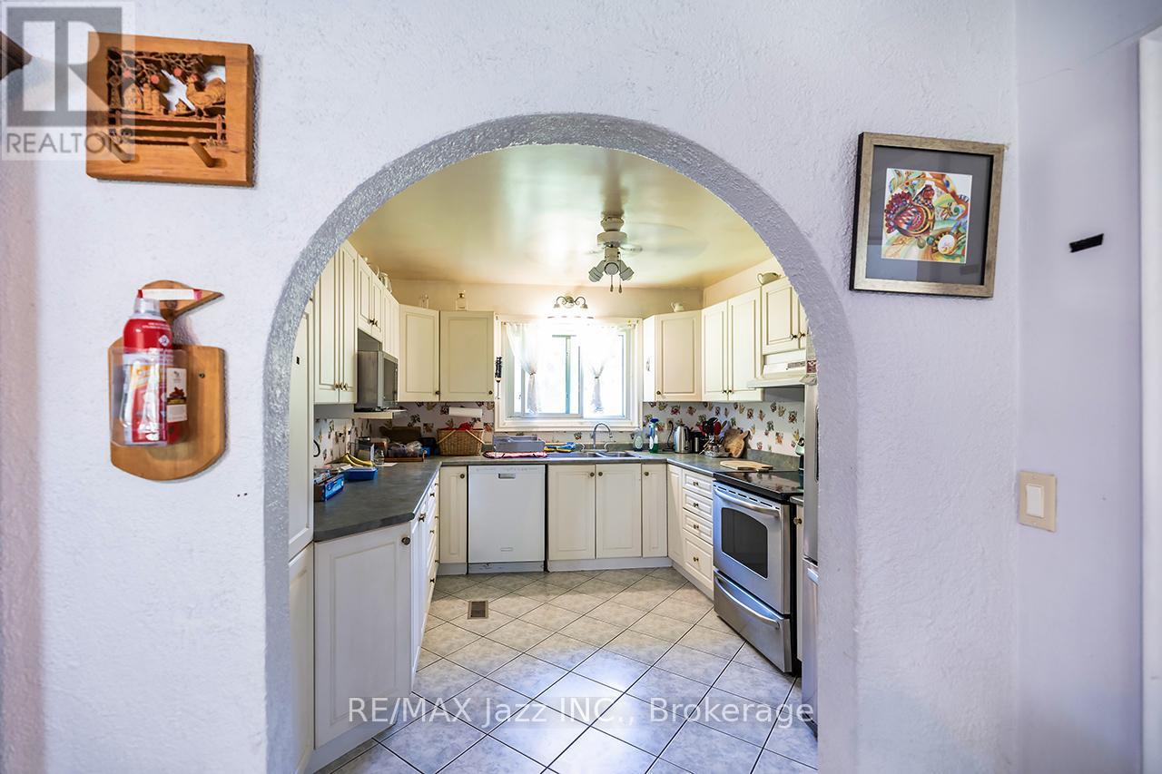 733 Townline Road N, Clarington, Ontario  L1K 3C8 - Photo 9 - E13173904