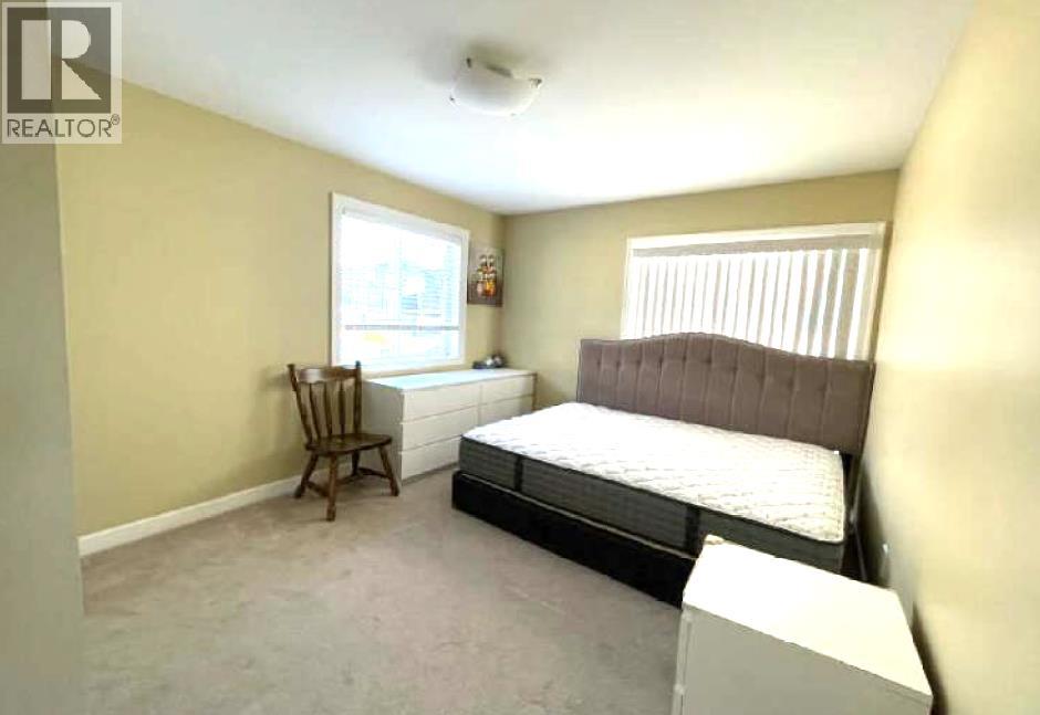 4675 Buxton Court, Burnaby, British Columbia  V5H 1J1 - Photo 11 - R3127827