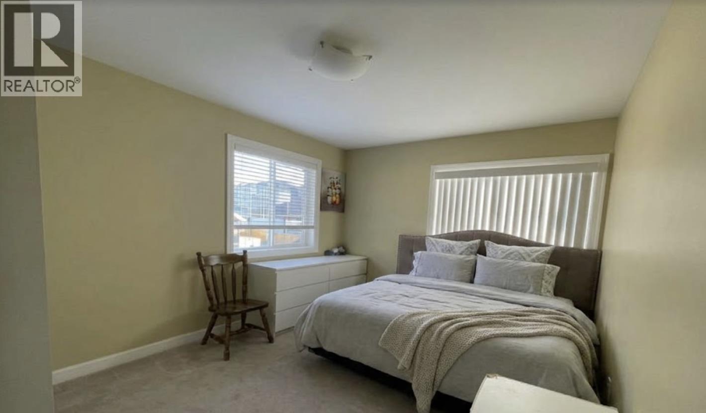 4675 Buxton Court, Burnaby, British Columbia  V5H 1J1 - Photo 8 - R3127827