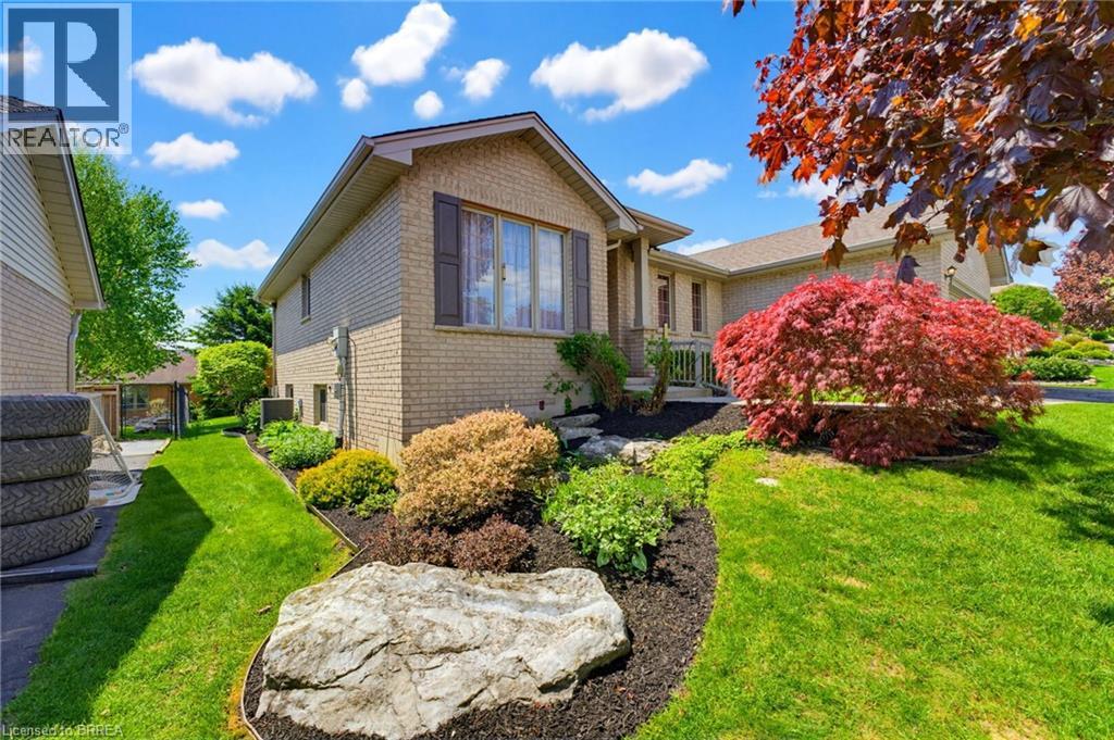 22 Taylor Road, St. George, Ontario  N0E 1N0 - Photo 7 - 40832918