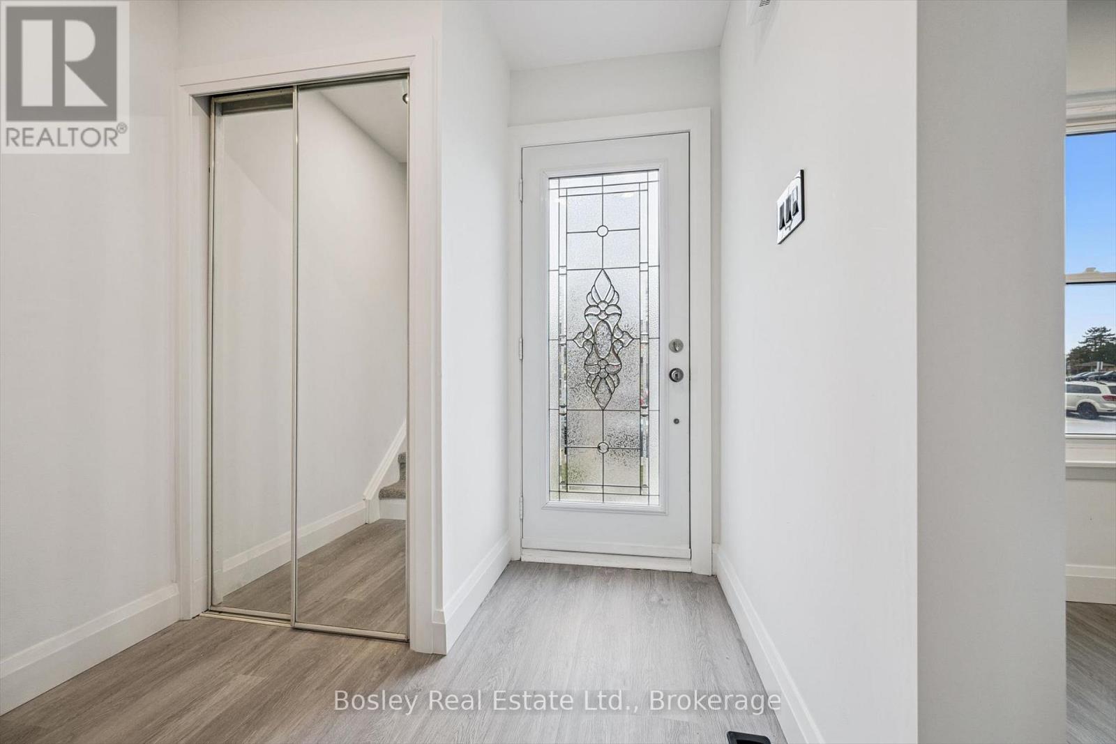 49 - 900 Central Park Drive, Brampton, Ontario L6S 3J6 - Photo 4 - W13173948