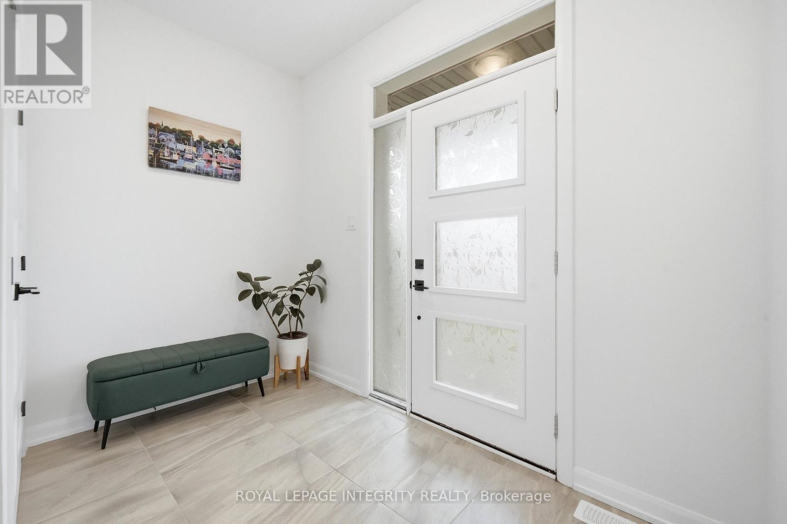 1161 Diamond Street, Clarence-Rockland, Ontario  K4K 0L9 - Photo 3 - X13173694