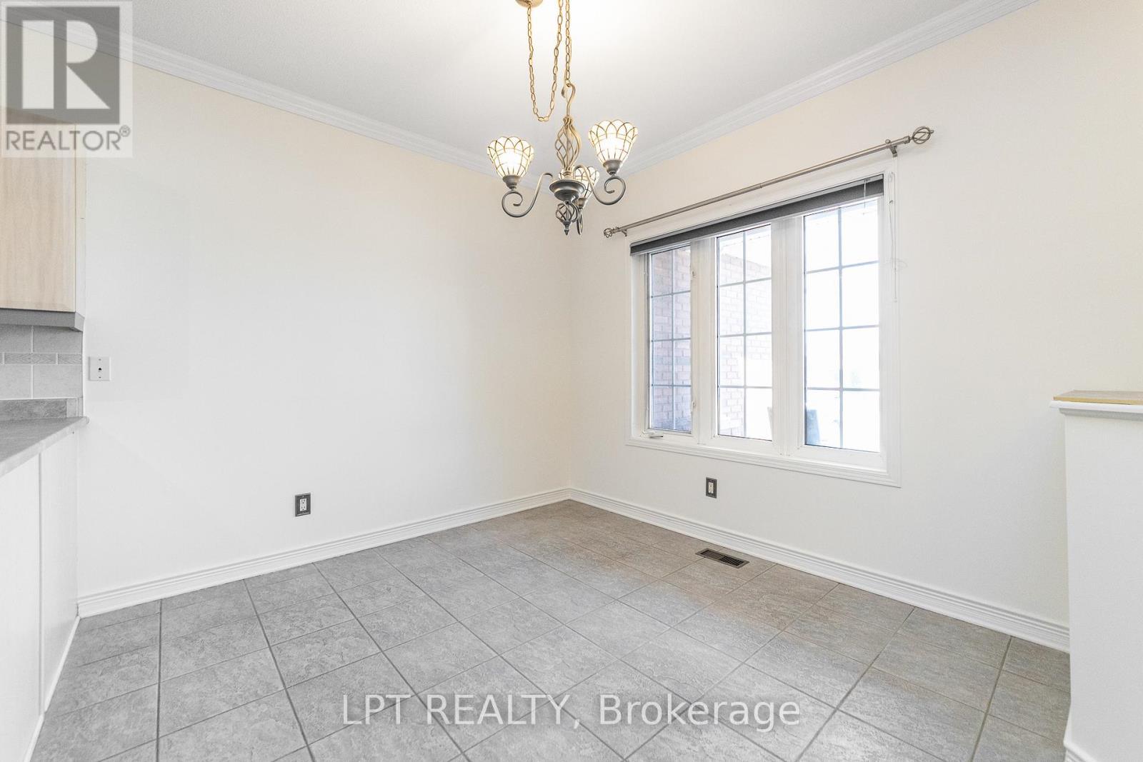 49 Melville Road, Arnprior, Ontario  K7S 3X9 - Photo 5 - X13173852