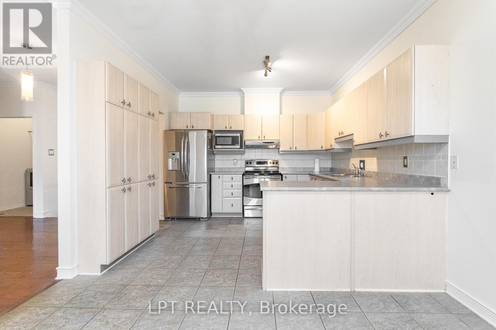 49 Melville Road, Arnprior, Ontario  K7S 3X9 - Photo 7 - X13173852