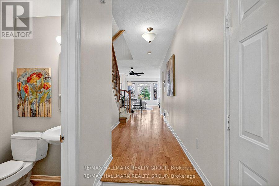 135 Gatespark Private, Ottawa, Ontario  K2T 1L1 - Photo 4 - X13173856