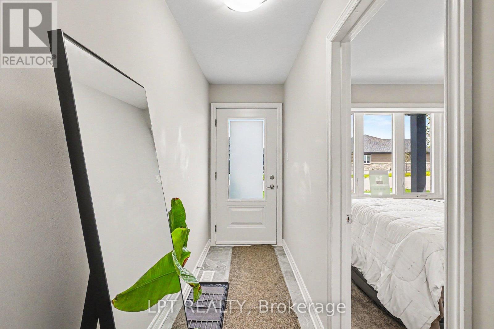 34 Morgan Clouthier Way, Arnprior, Ontario  K7S 3M3 - Photo 4 - X13173998