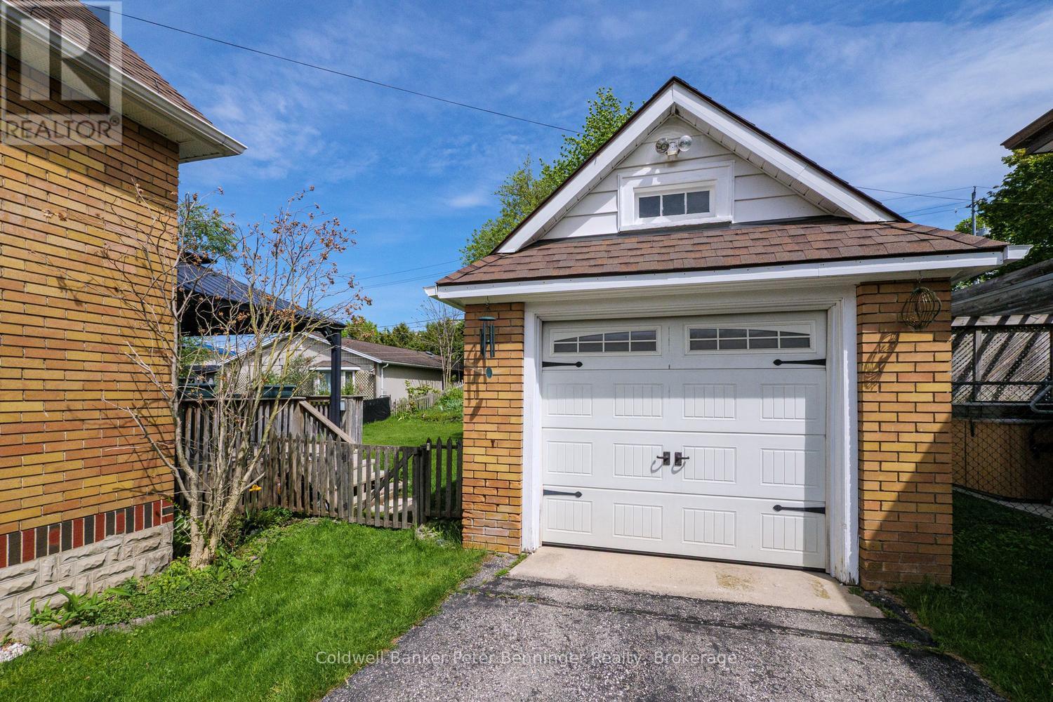 310 9th Street, Hanover, Ontario N4N 1L4 - Photo 31 - X13173810