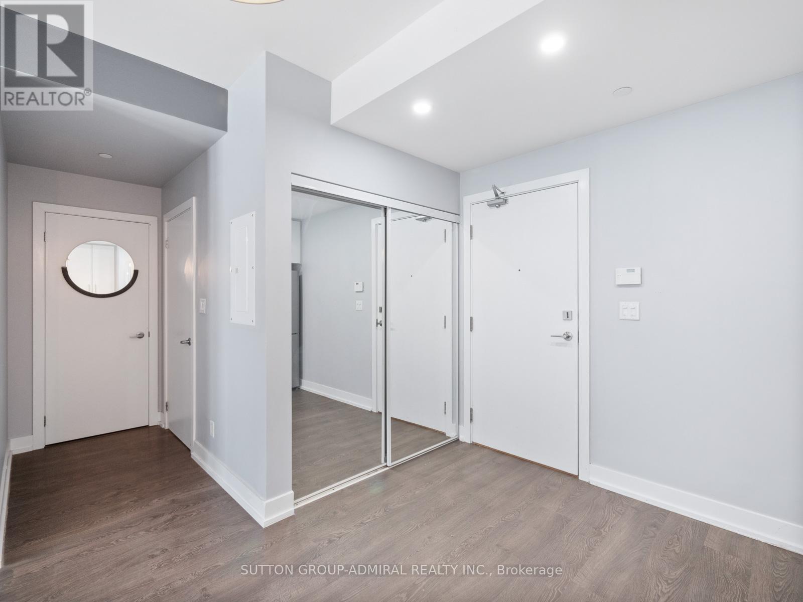 102 - 75 The Donway W, Toronto, Ontario  M3C 2E9 - Photo 2 - C13173708