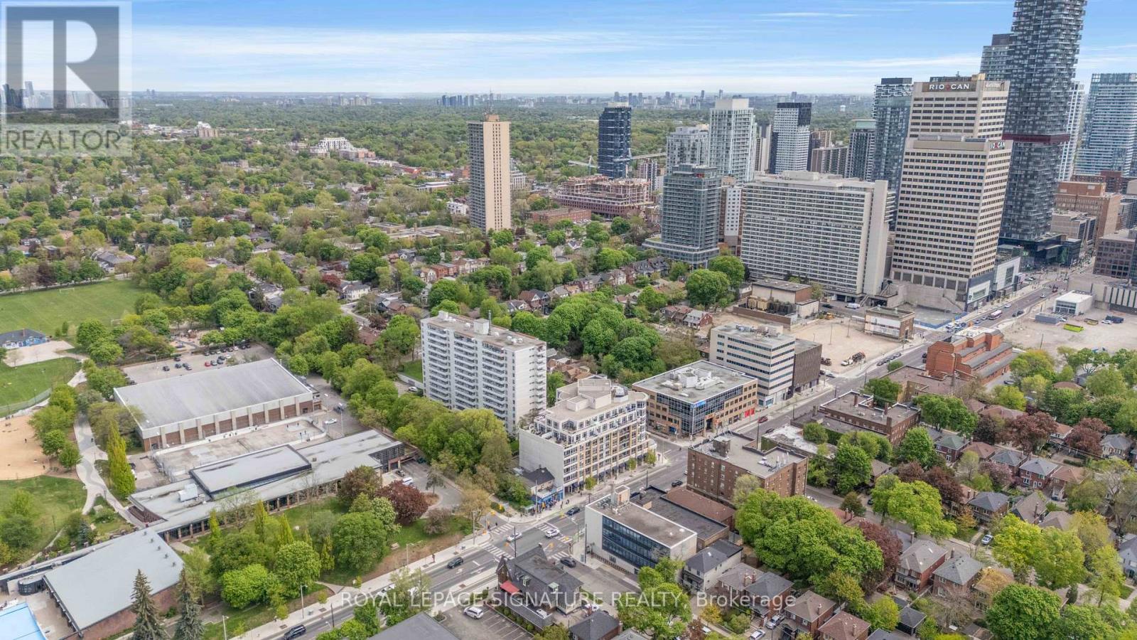 307 - 2 Edith Drive, Toronto, Ontario  M4R 2H7 - Photo 2 - C13173710