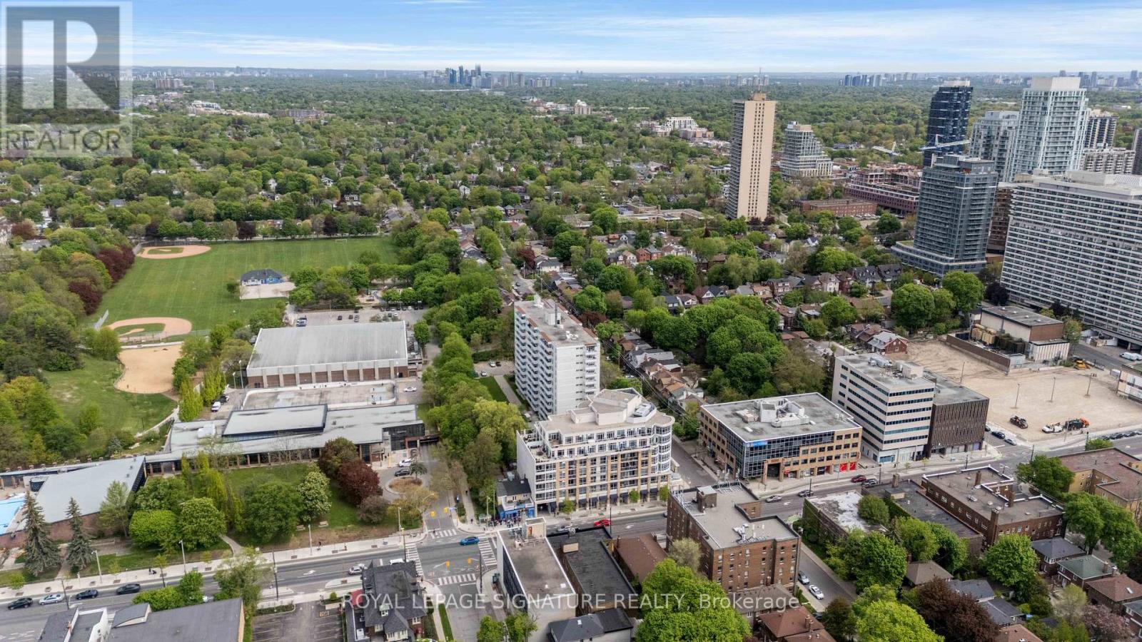 307 - 2 Edith Drive, Toronto, Ontario  M4R 2H7 - Photo 3 - C13173710