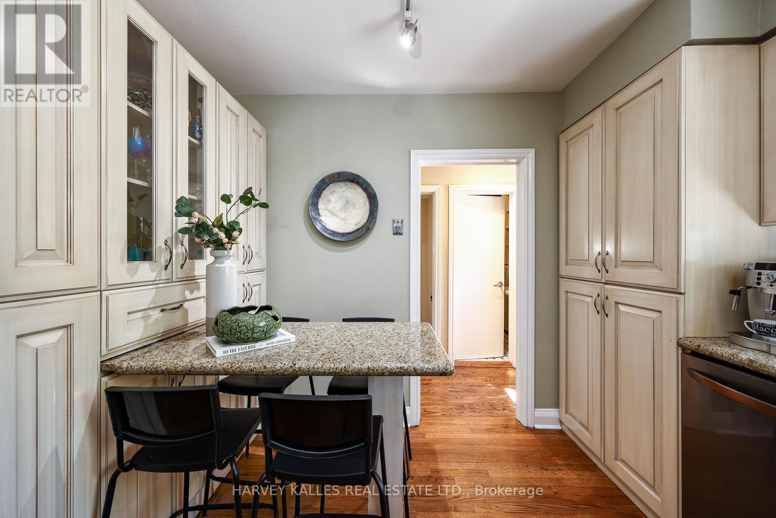 135 Bombay Avenue, Toronto, Ontario  M3H 1C5 - Photo 15 - C13173770