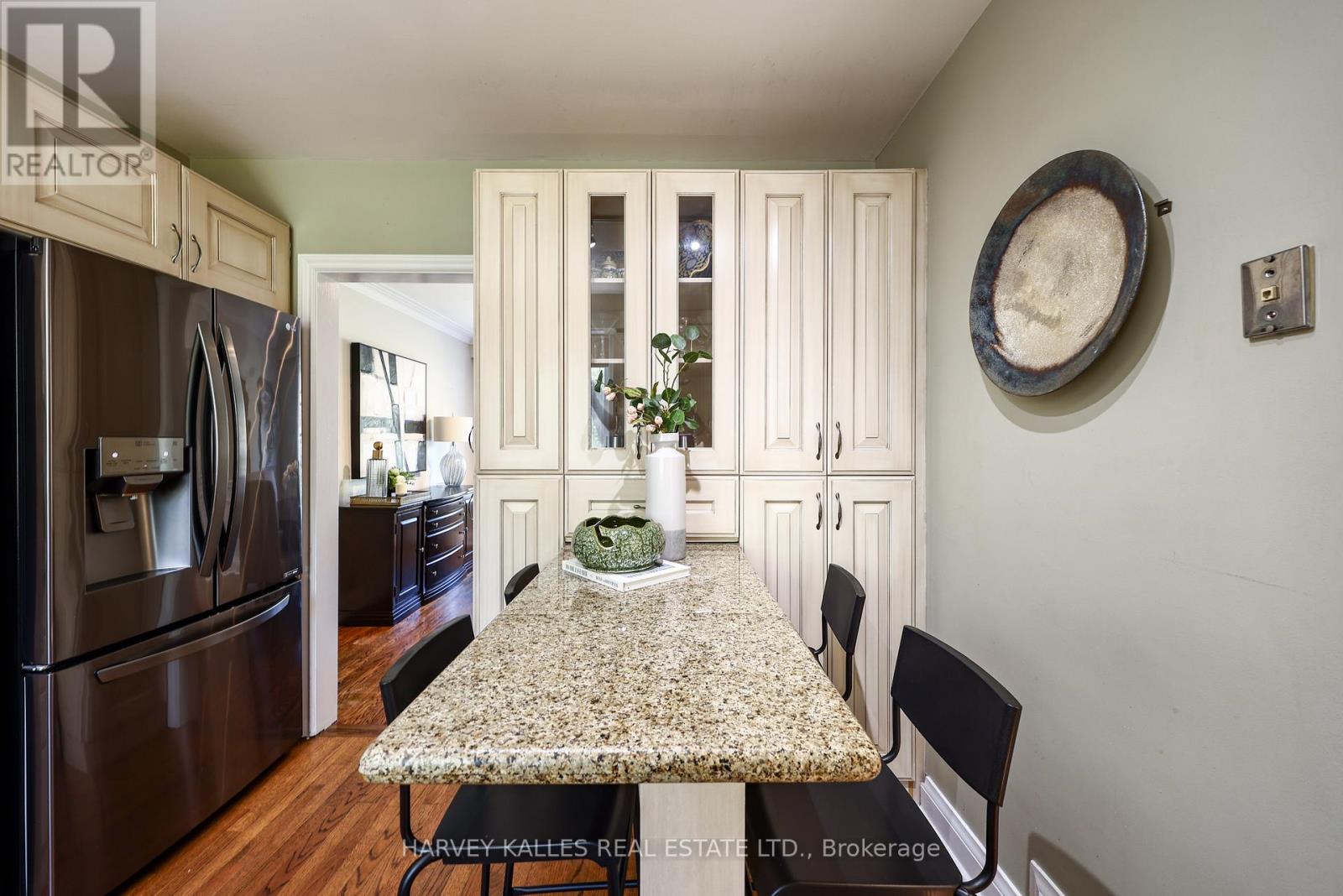 135 Bombay Avenue, Toronto, Ontario  M3H 1C5 - Photo 16 - C13173770