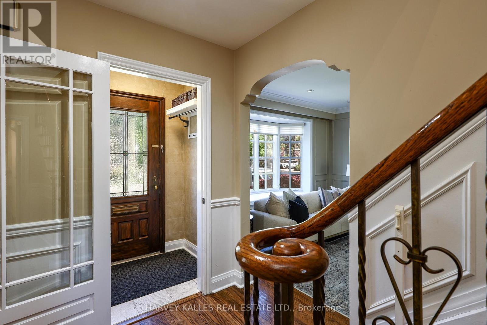 135 Bombay Avenue, Toronto, Ontario  M3H 1C5 - Photo 3 - C13173770