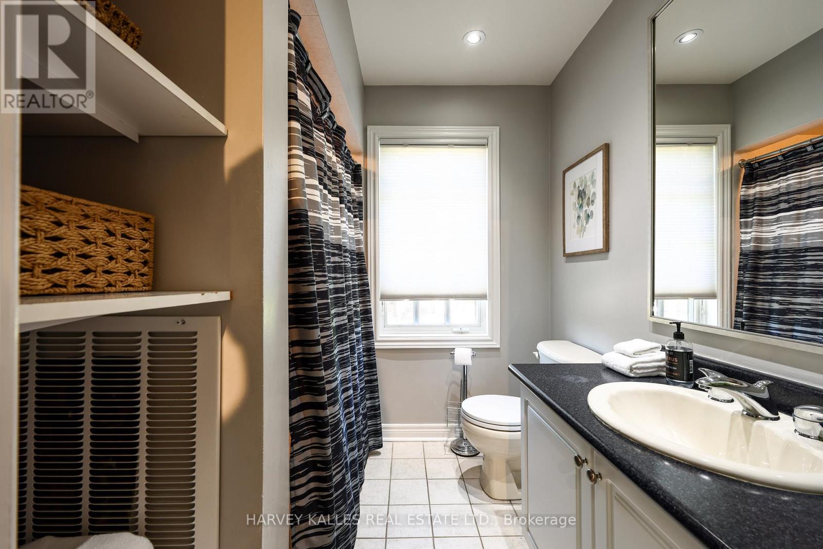 135 Bombay Avenue, Toronto, Ontario  M3H 1C5 - Photo 33 - C13173770