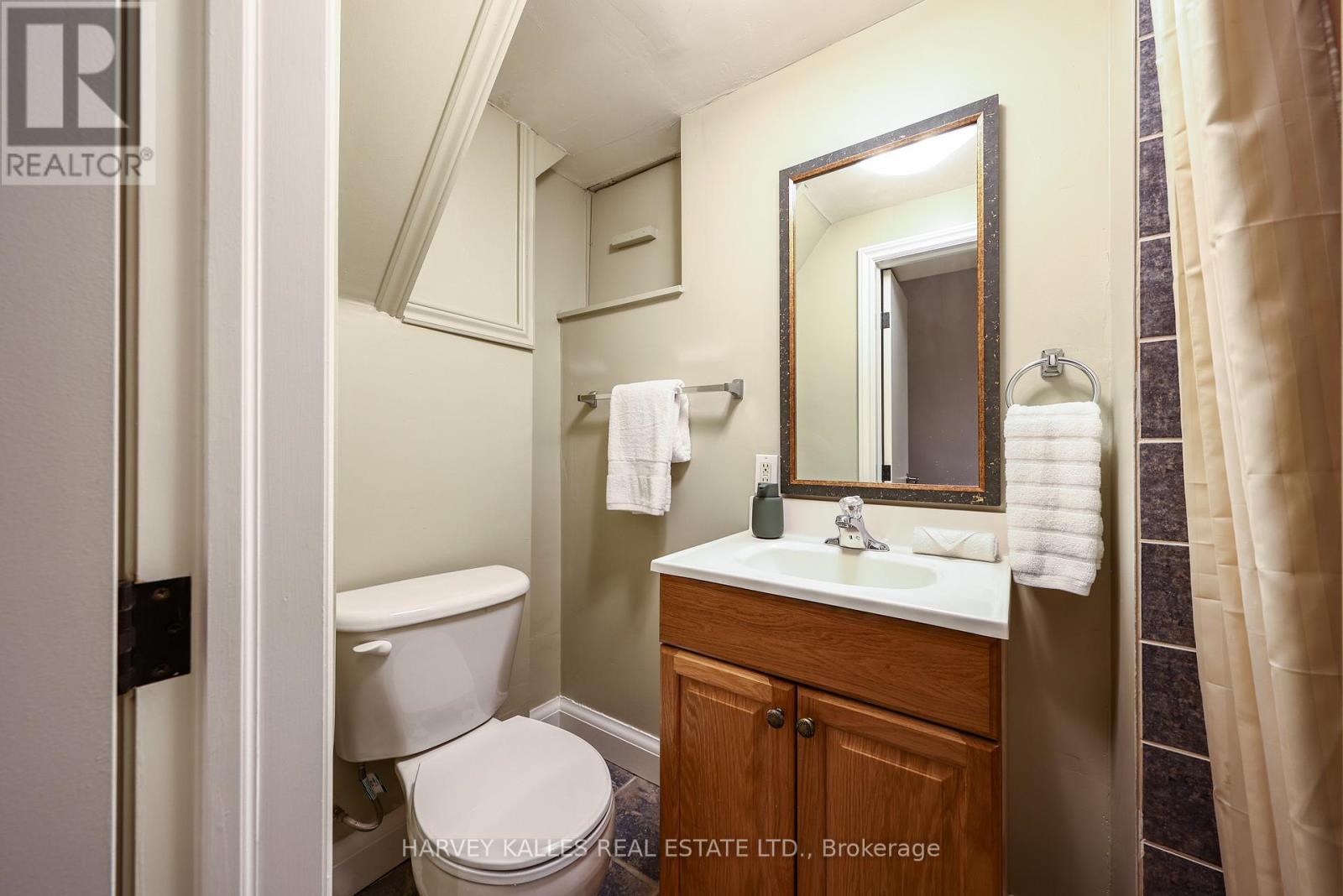 135 Bombay Avenue, Toronto, Ontario  M3H 1C5 - Photo 40 - C13173770